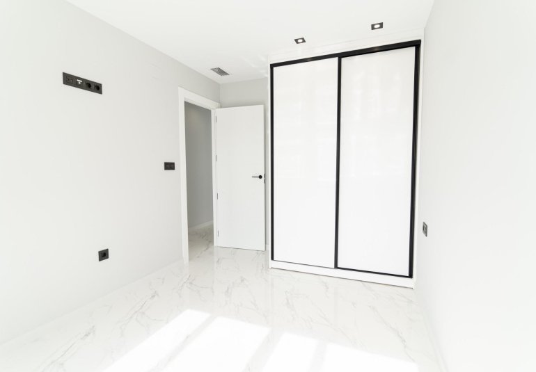 Obra nueva - Villa -
Orihuela Costa - Punta Prima