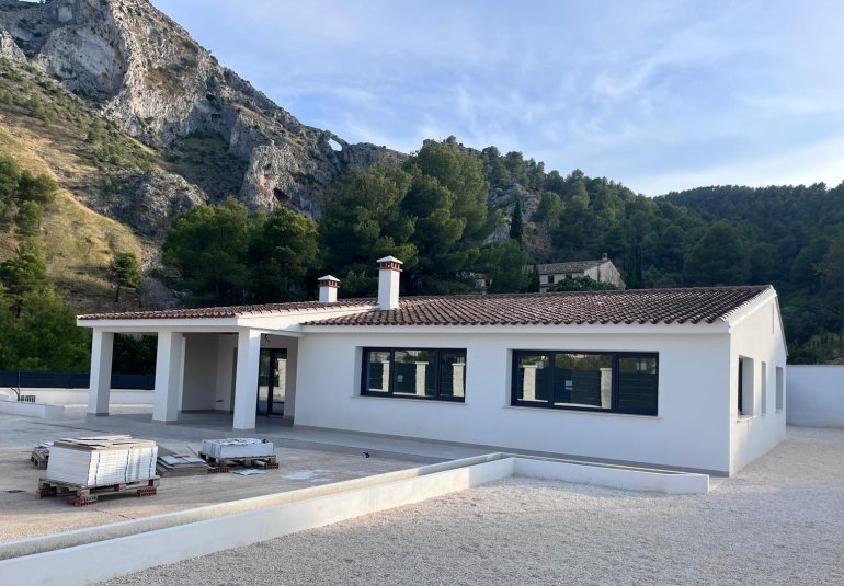 Obra nueva - Villa -
Penaguila - El Olivar