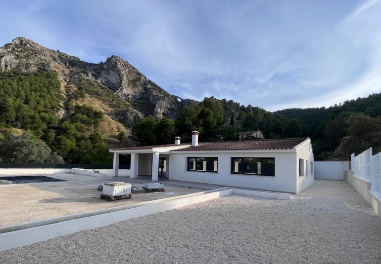 Obra nueva - Villa -
Penaguila - El Olivar
