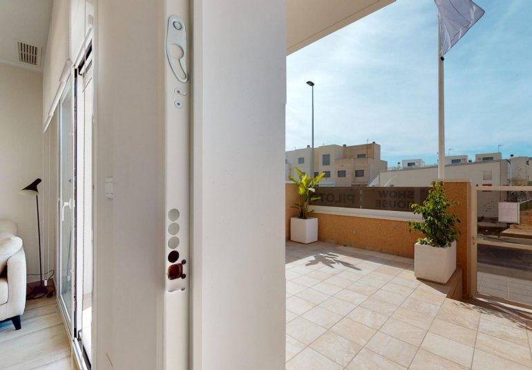 Obra nueva - Villa -
Pilar de la Horadada - Lo Monte