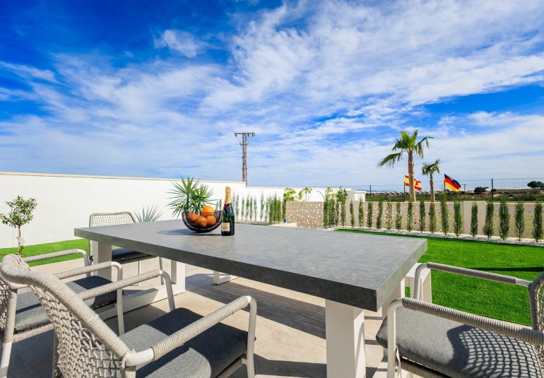 Obra nueva - Villa -
Pilar de la Horadada - Lo Romero Golf