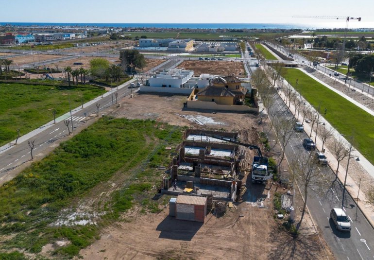 Obra nueva - Villa -
Pilar de la Horadada - pueblo