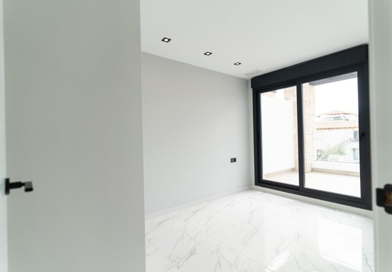Obra nueva - Villa -
Pilar de la Horadada - pueblo