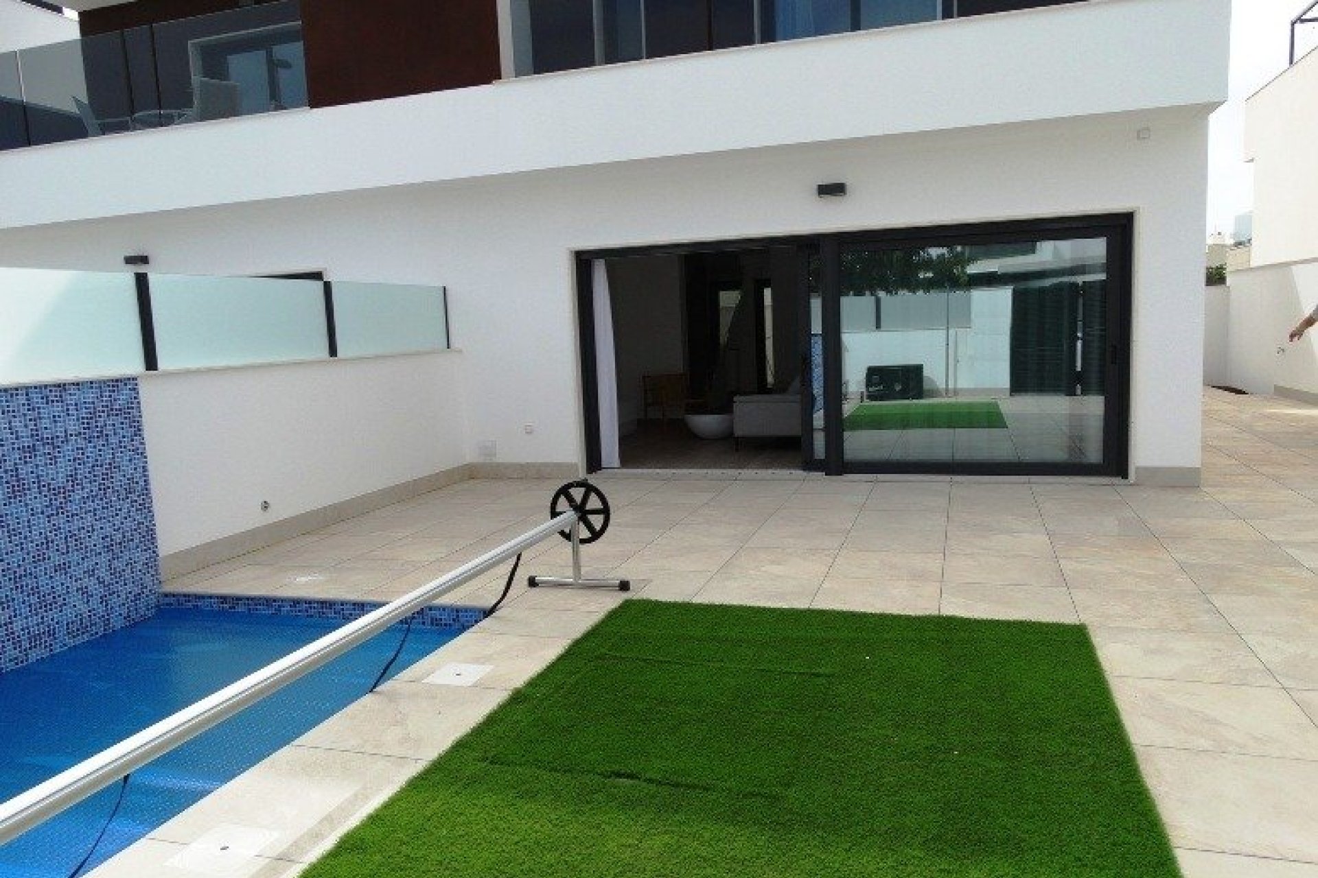 Obra nueva - Villa -
Pilar de la Horadada - pueblo