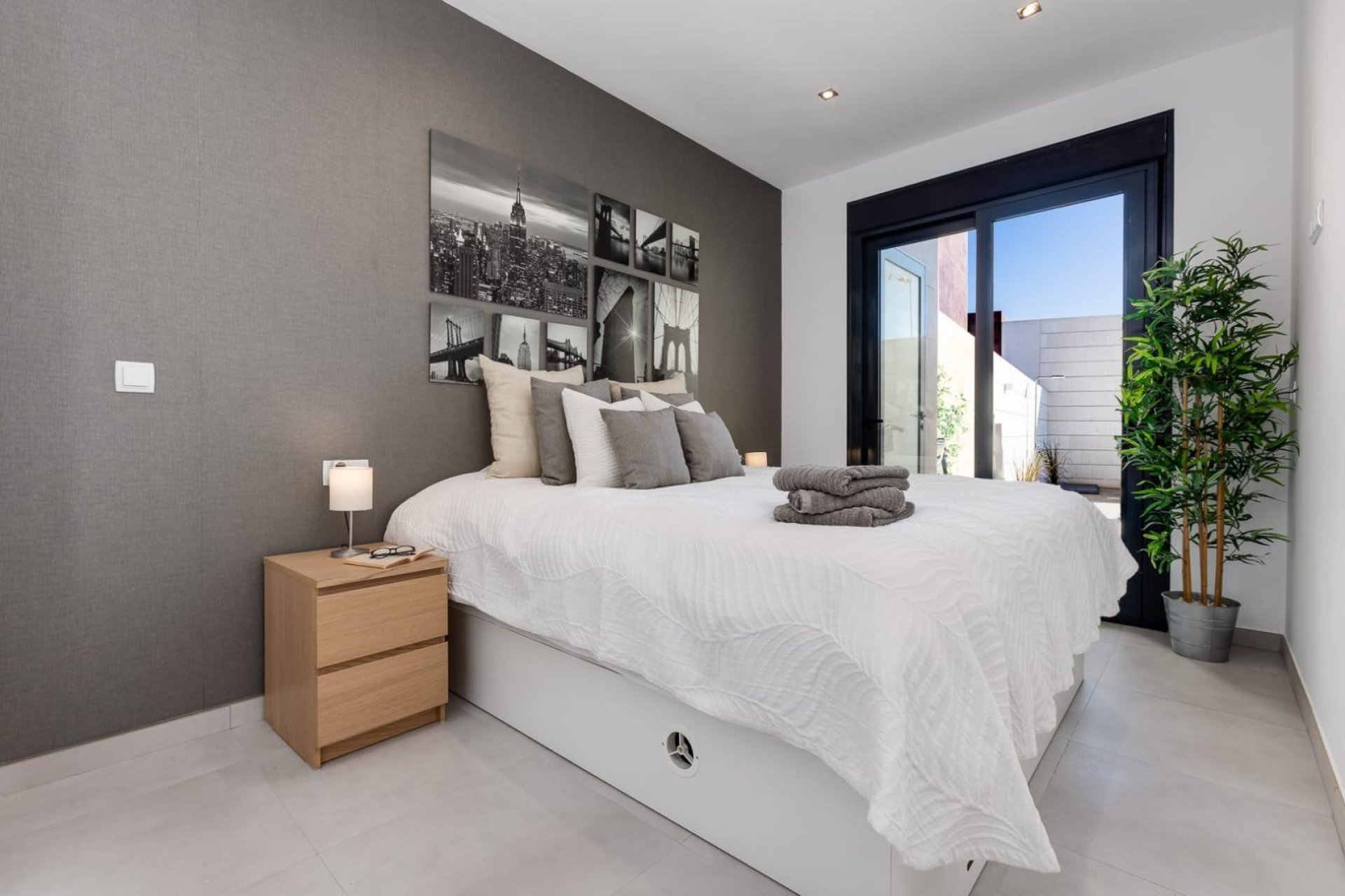 Obra nueva - Villa -
Pilar de la Horadada