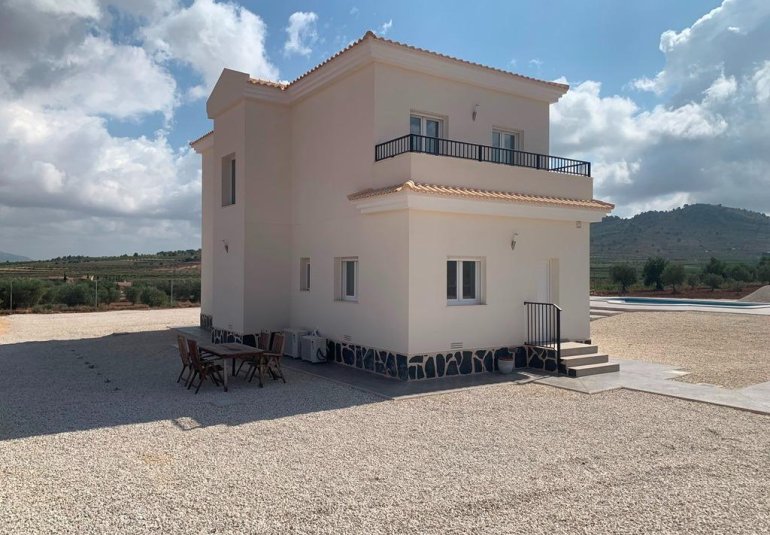 Obra nueva - Villa -
Pinoso - Camino Del Prado