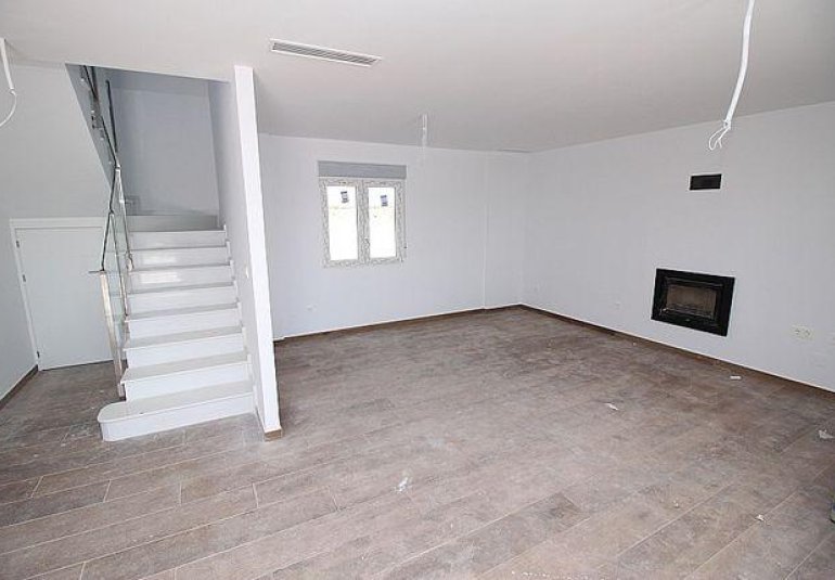 Obra nueva - Villa -
Pinoso - Camino Del Prado