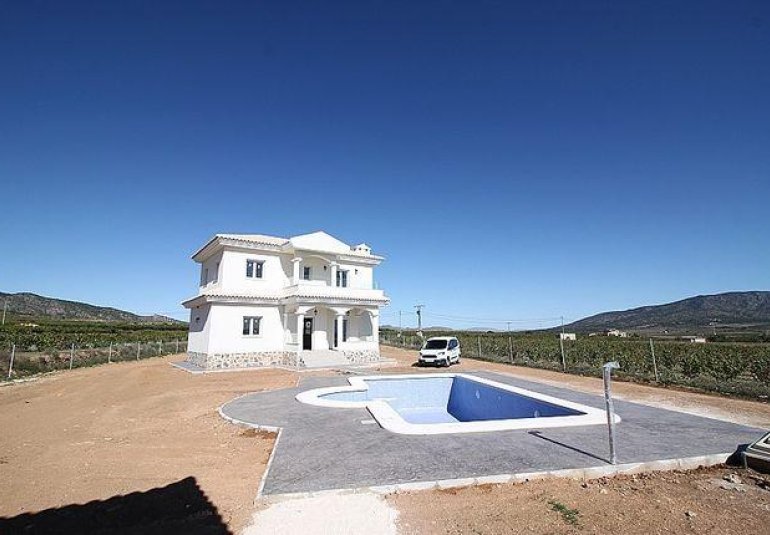 Obra nueva - Villa -
Pinoso - Camino Del Prado