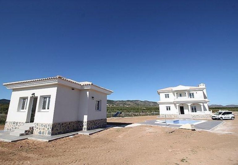 Obra nueva - Villa -
Pinoso - Camino Del Prado