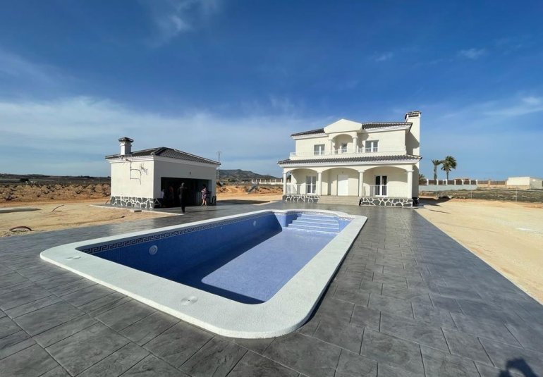 Obra nueva - Villa -
Pinoso - Camino Del Prado