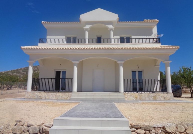 Obra nueva - Villa -
Pinoso - Camino Del Prado