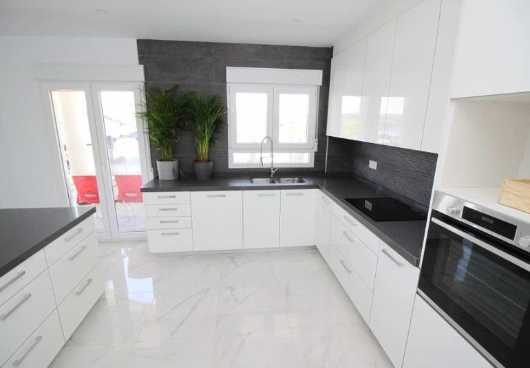 Obra nueva - Villa -
Pinoso - Camino Del Prado