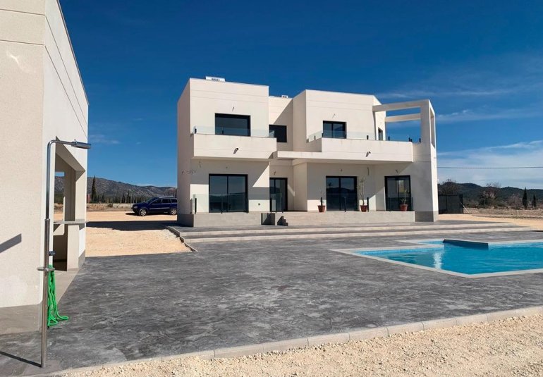 Obra nueva - Villa -
Pinoso - Camino Del Prado