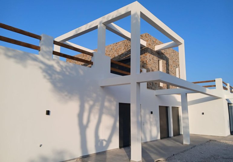 Obra nueva - Villa -
Pinoso - Casas Pastor