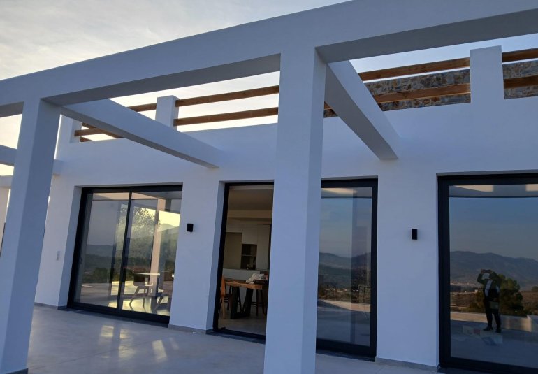 Obra nueva - Villa -
Pinoso - Casas Pastor