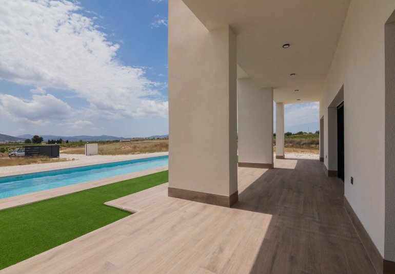Obra nueva - Villa -
Pinoso - Lel
