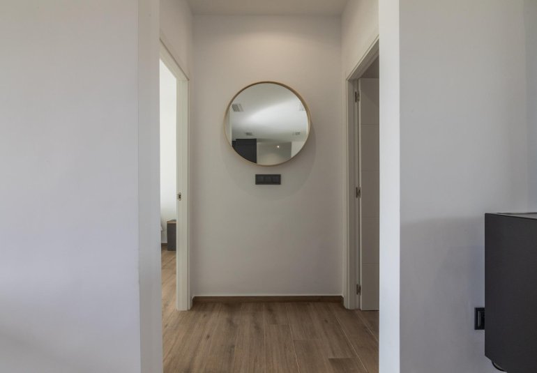 Obra nueva - Villa -
Pinoso - Lel