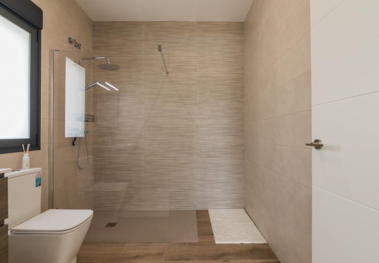 Obra nueva - Villa -
Pinoso - Lel