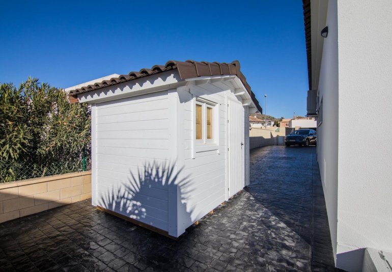 Obra nueva - Villa -
Pinoso - Lel