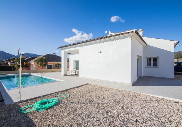 Obra nueva - Villa -
Pinoso - Lel