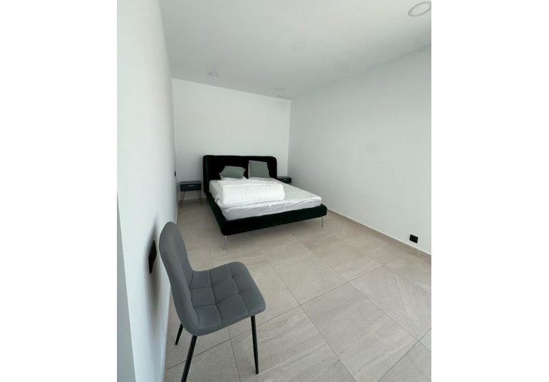 Obra nueva - Villa -
Pinoso - Lel