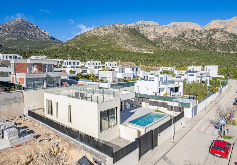 Obra nueva - Villa -
Polop - La Alberca