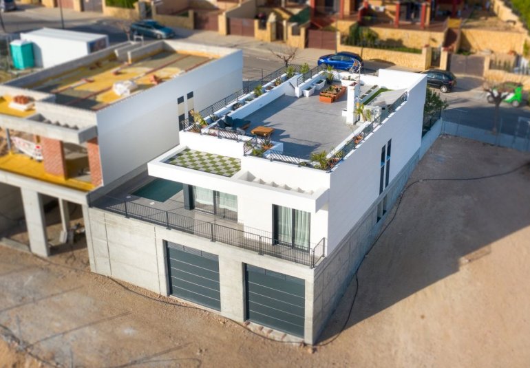 Obra nueva - Villa -
Polop - Urbanizaciones