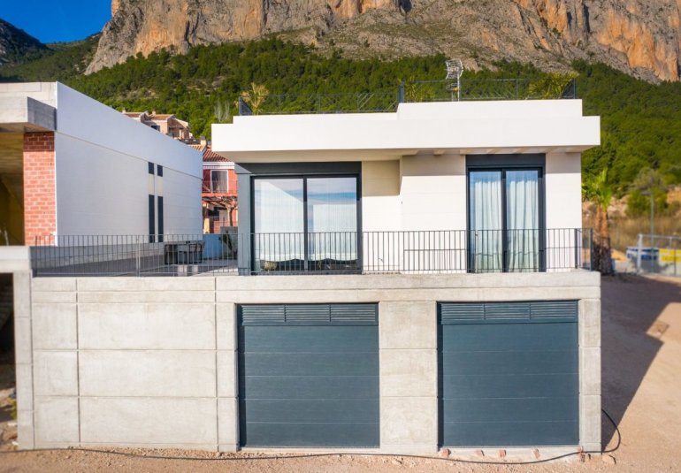 Obra nueva - Villa -
Polop - Urbanizaciones