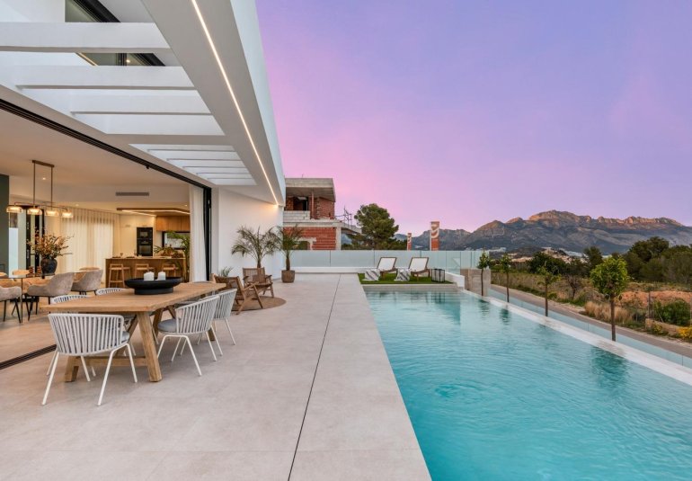 Obra nueva - Villa -
Polop - Urbanizaciones