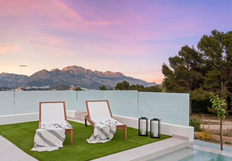 Obra nueva - Villa -
Polop - Urbanizaciones