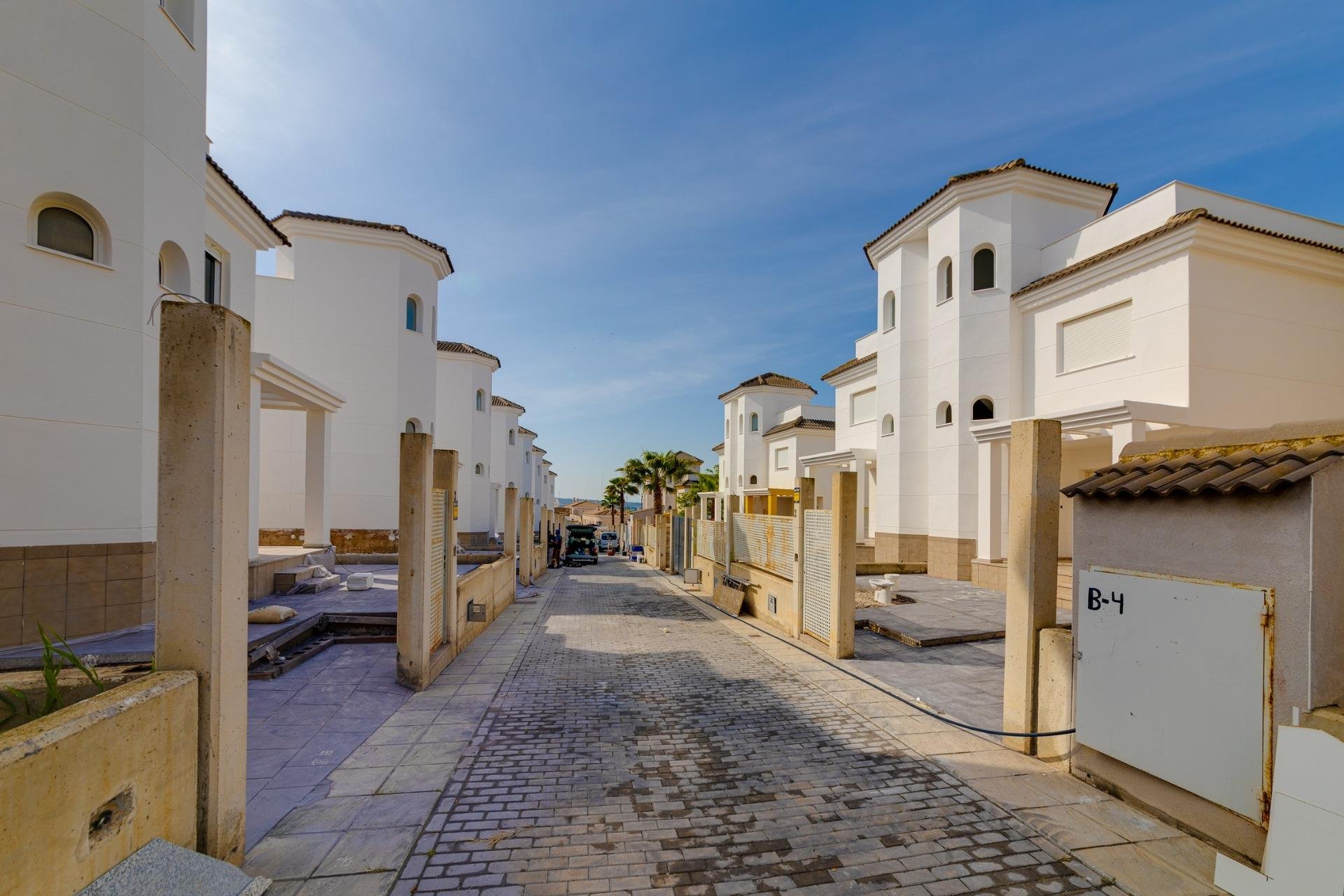 Obra nueva - Villa -
San Fulgencio - El Oasis