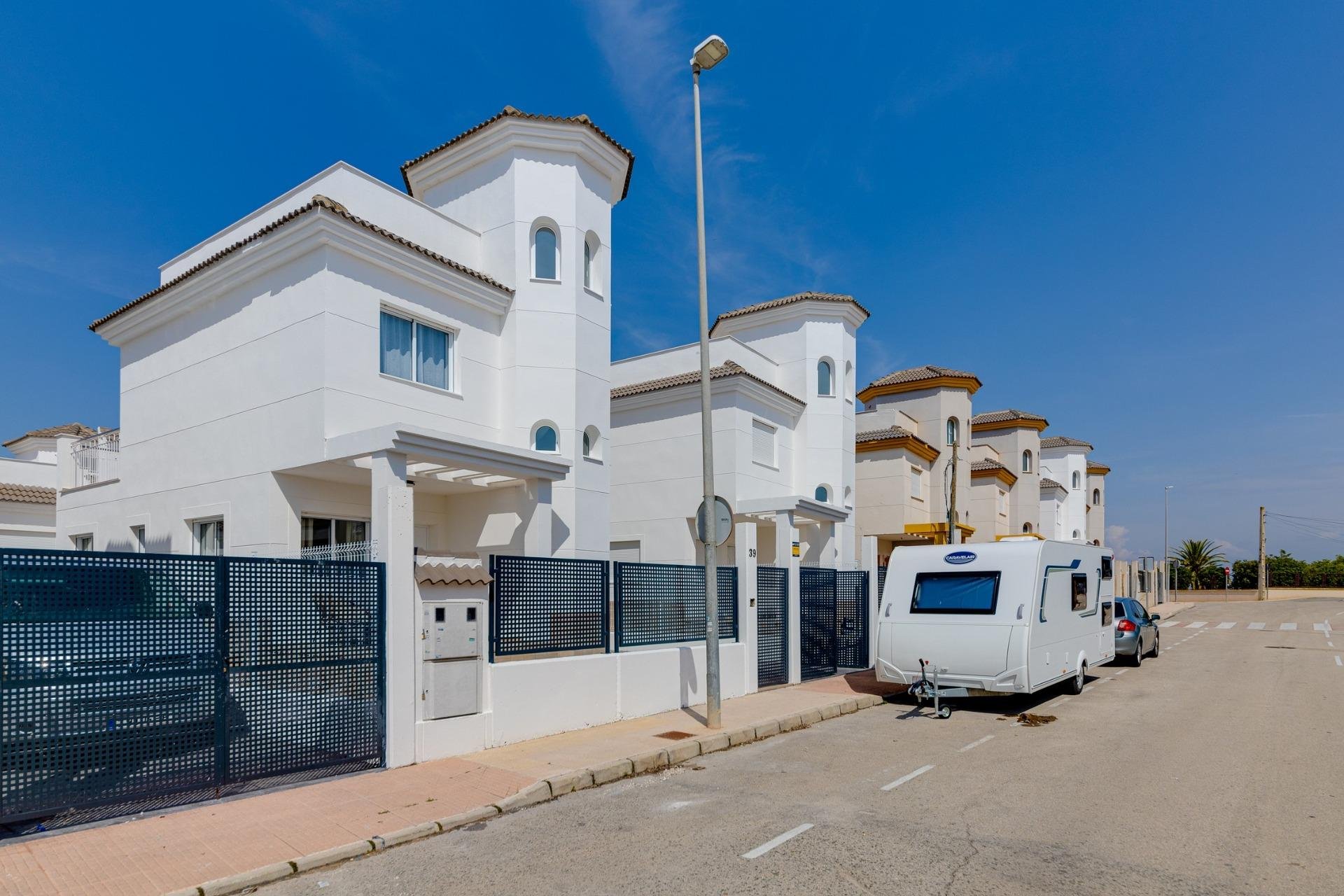 Obra nueva - Villa -
San Fulgencio - El Oasis