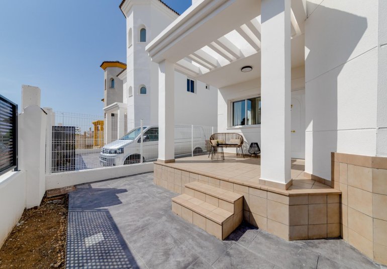 Obra nueva - Villa -
San Fulgencio - El Oasis