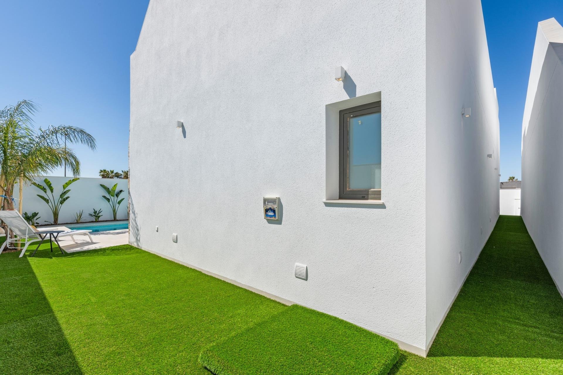 Obra nueva - Villa -
San Javier - Parque del doce