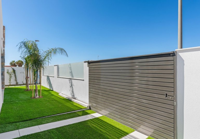 Obra nueva - Villa -
San Javier - Parque del doce