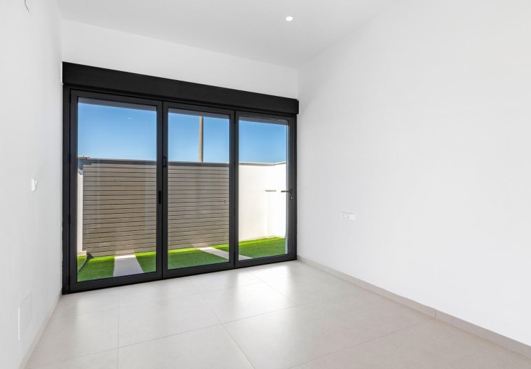 Obra nueva - Villa -
San Javier - Parque del doce