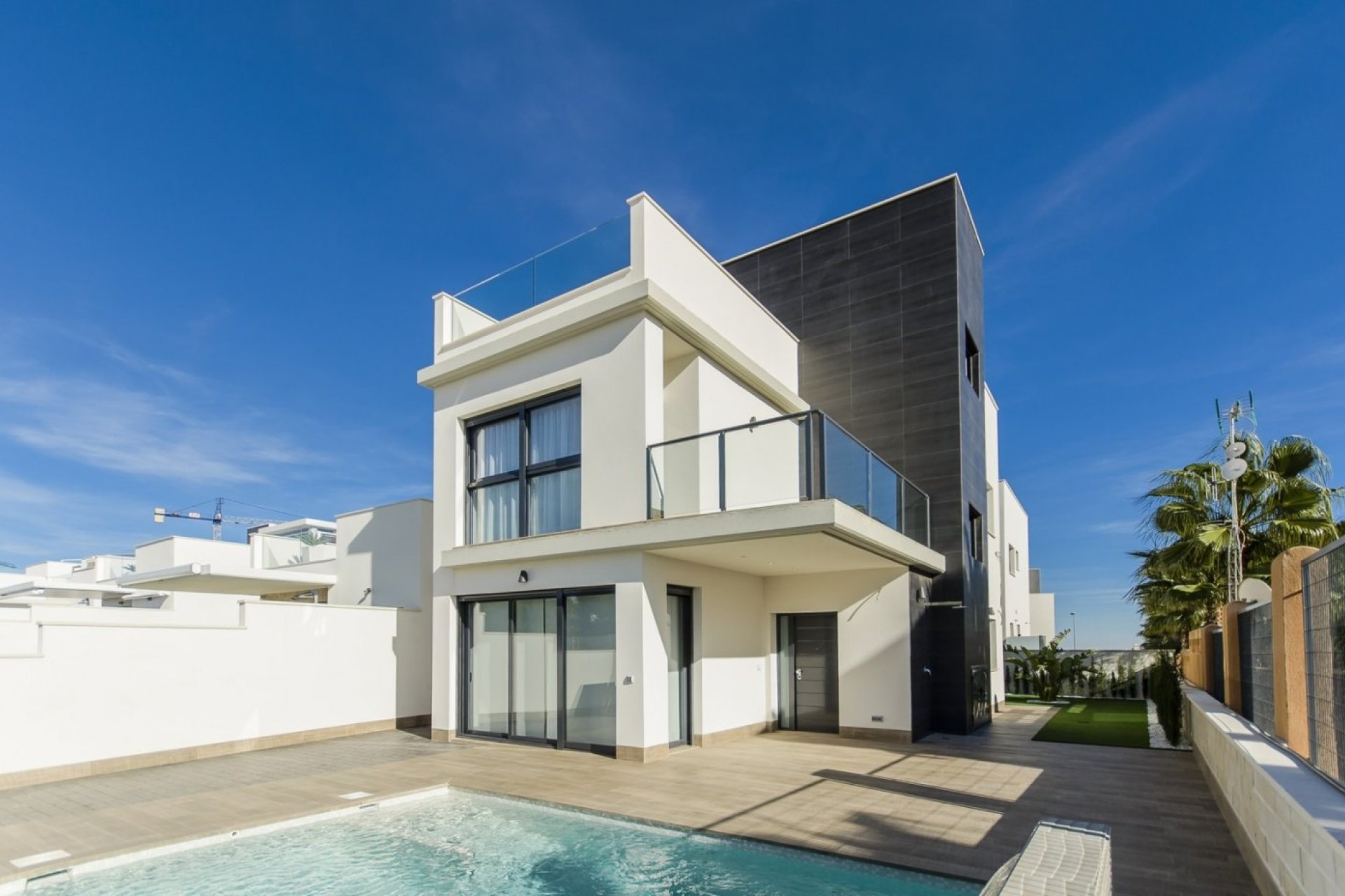 Obra nueva - Villa -
San Miguel - Cerro del Sol