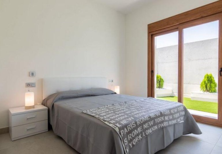 Obra nueva - Villa -
Torrevieja - Los Altos