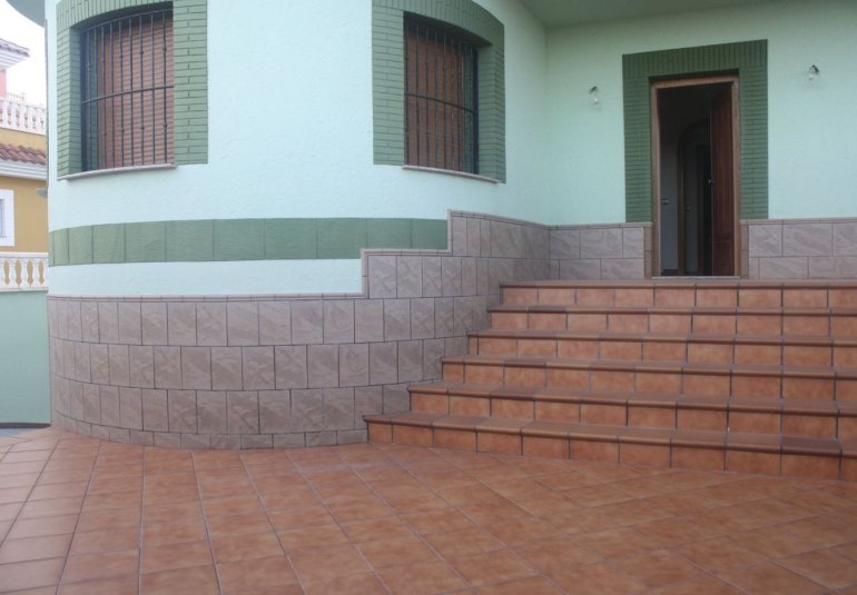 Obra nueva - Villa -
Torrevieja - Los Altos