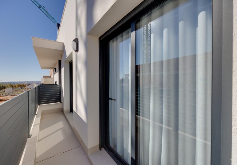 Obra nueva - Villa -
Torrevieja - Sector 25