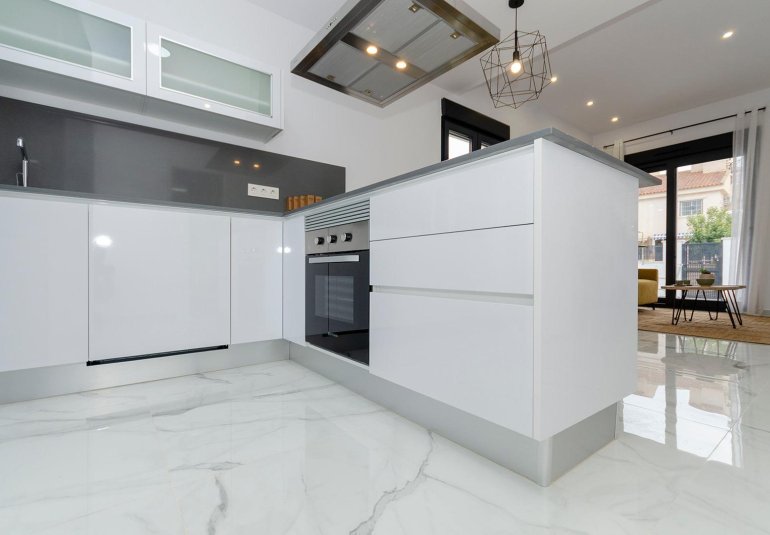 Obra nueva - Villa -
Torrevieja - Torretas