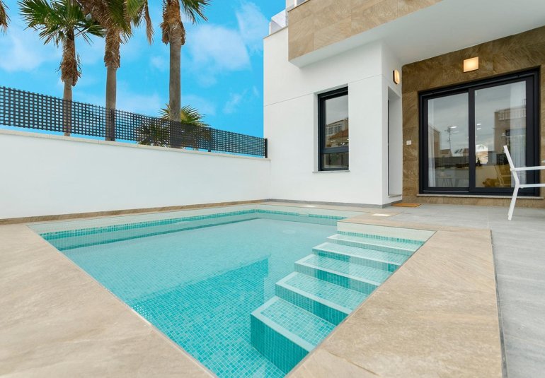 Obra nueva - Villa -
Torrevieja - Torretas