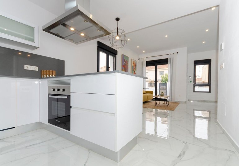 Obra nueva - Villa -
Torrevieja - Torretas