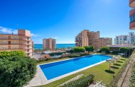 Piso - Reventa -
                Arenales del Sol - CB-37016