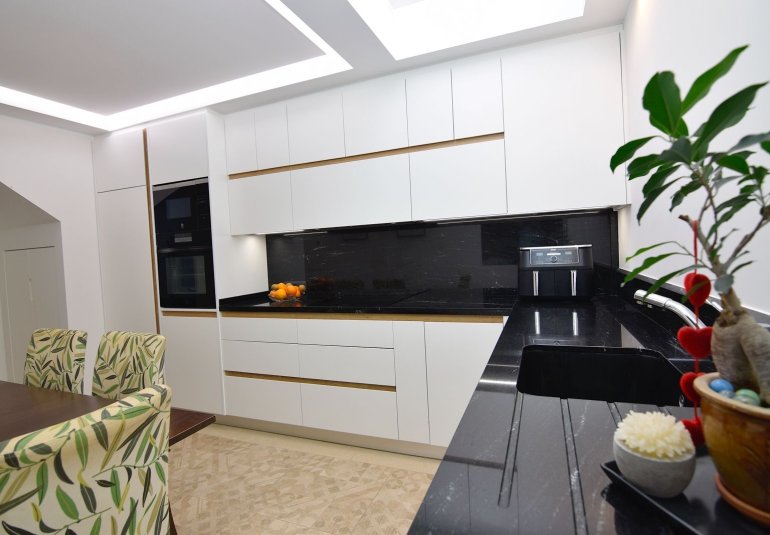 Resale - Adosado -
Orihuela Costa - La Florida