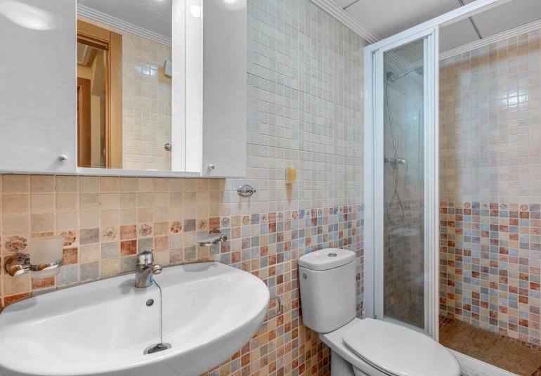 Resale - Adosado -
Orihuela Costa - Villamartín