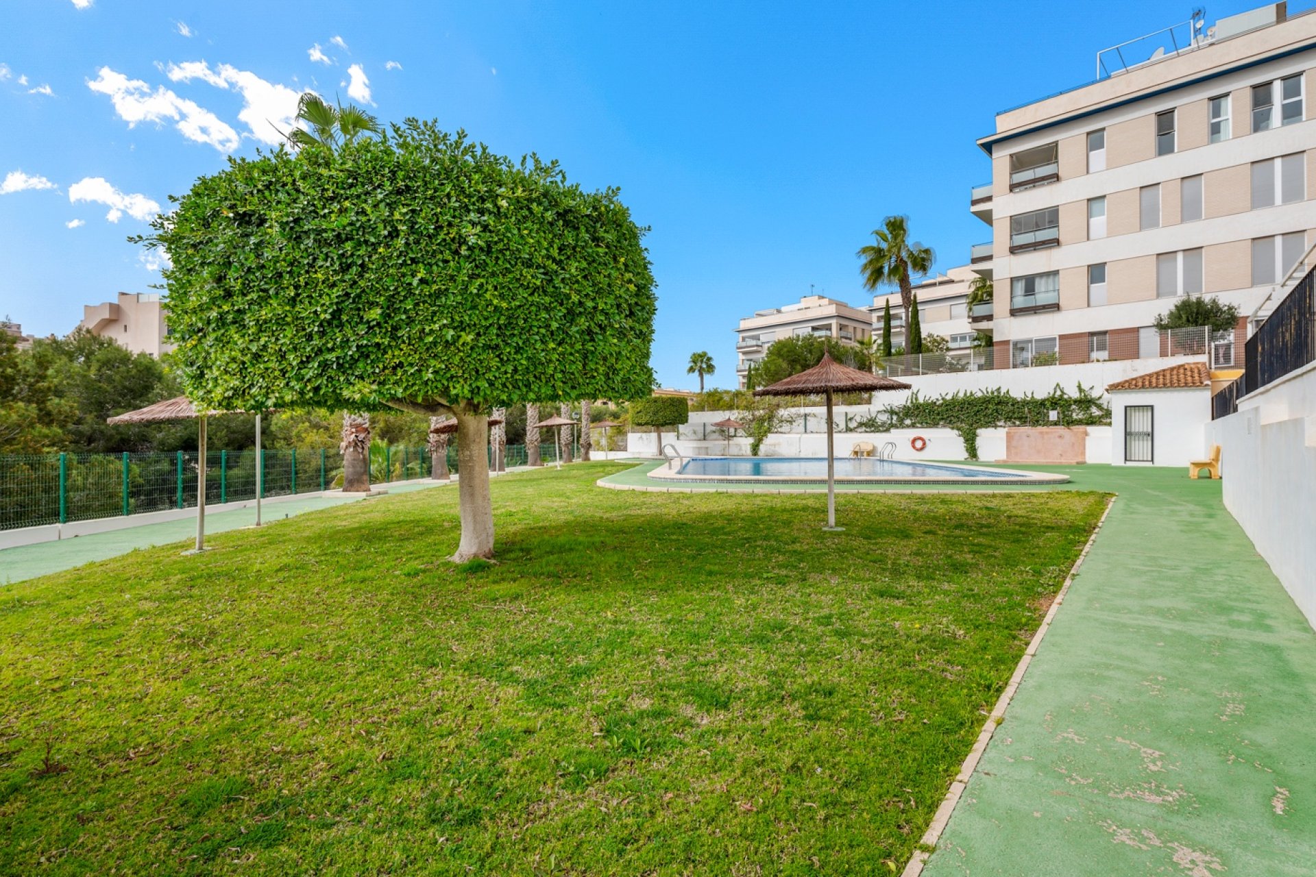 Resale - Adosado -
Orihuela Costa - Villamartín
