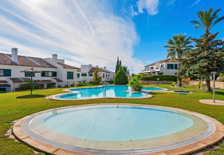 Resale - Apartment -
Finestrat - Sierra cortina