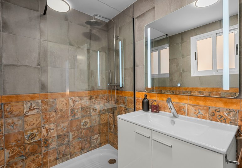 Resale - Apartment -
LOS URRUTIAS - ESTRELLA DE MAR