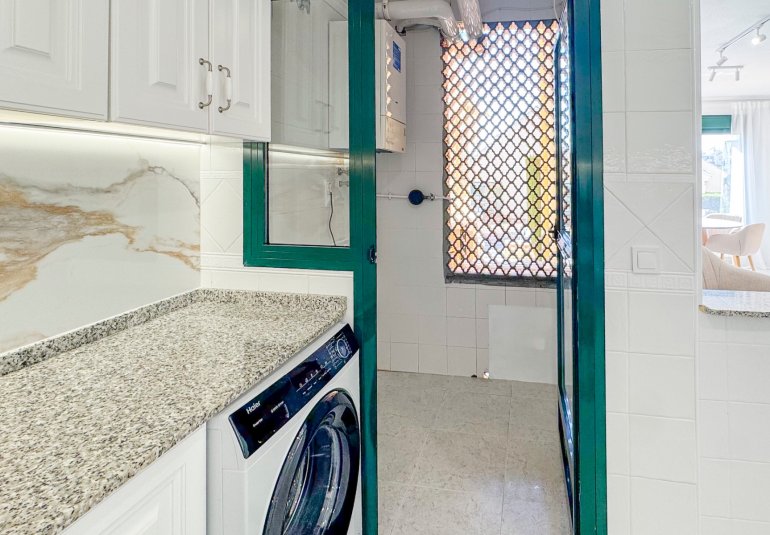 Resale - Apartment -
Orihuela Costa - Lomas de Campoamor